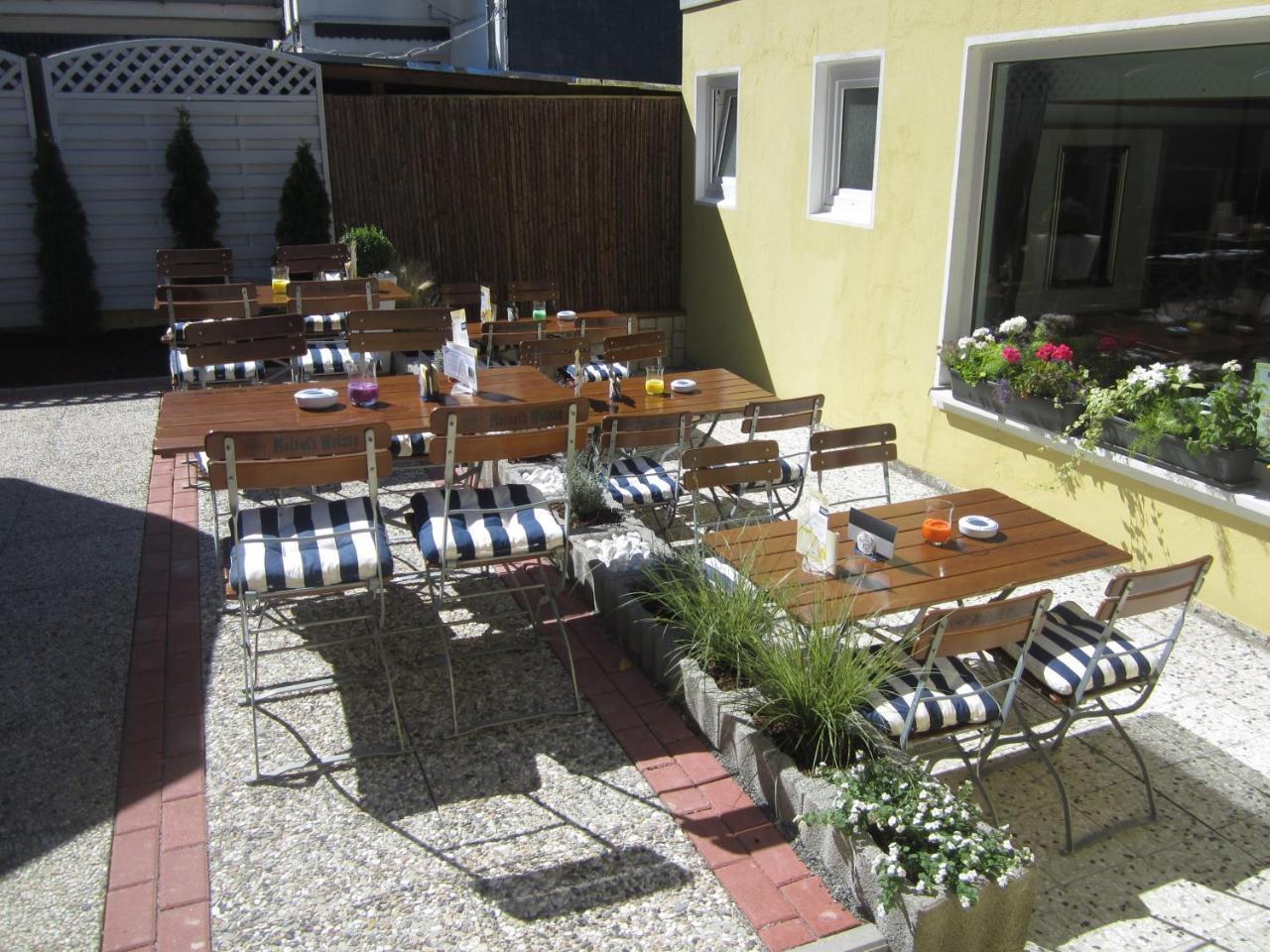 Hotel Restaurant New Neuenhof Wuppertal Eksteriør bilde